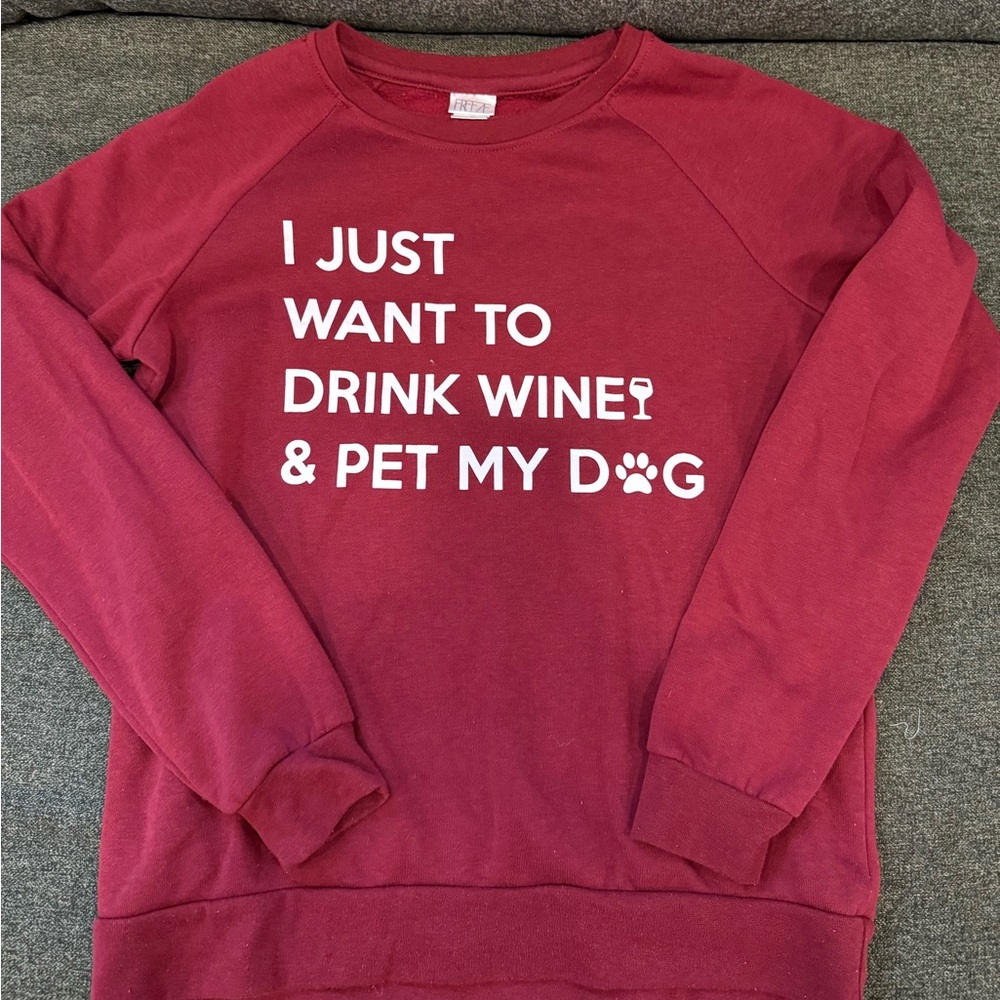 Women’s graphic sweatshirt size medium!